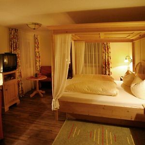 Familien-Zimmer